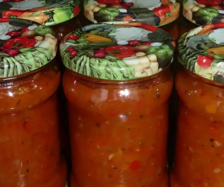 Pyszny sos do spaghetti z cukinii i papryki, który zachwyci każdego