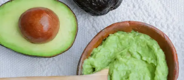 Jak przechowywać guacamole, aby uniknąć brązowienia i straty świeżości